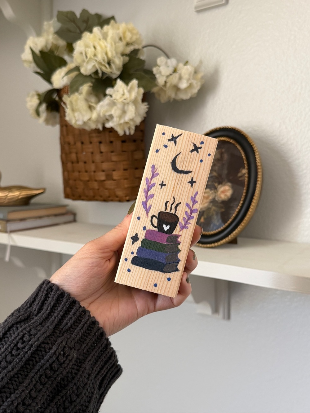 Book lover inspired whiteboard eraser